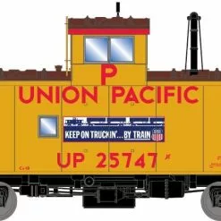 Athearn G79039 HO ICC Caboose Union Pacific* - CA-10 #25747 Equipped With DCC, Sound & Lights